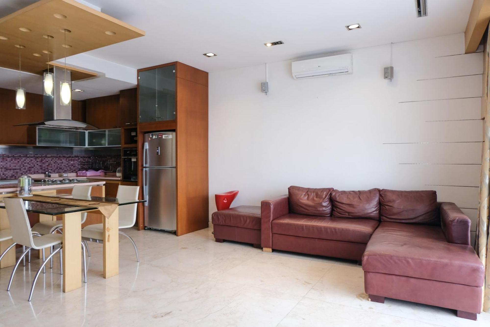 Apartemen Spacious 3br At Dago Butik By Travelio Bandung